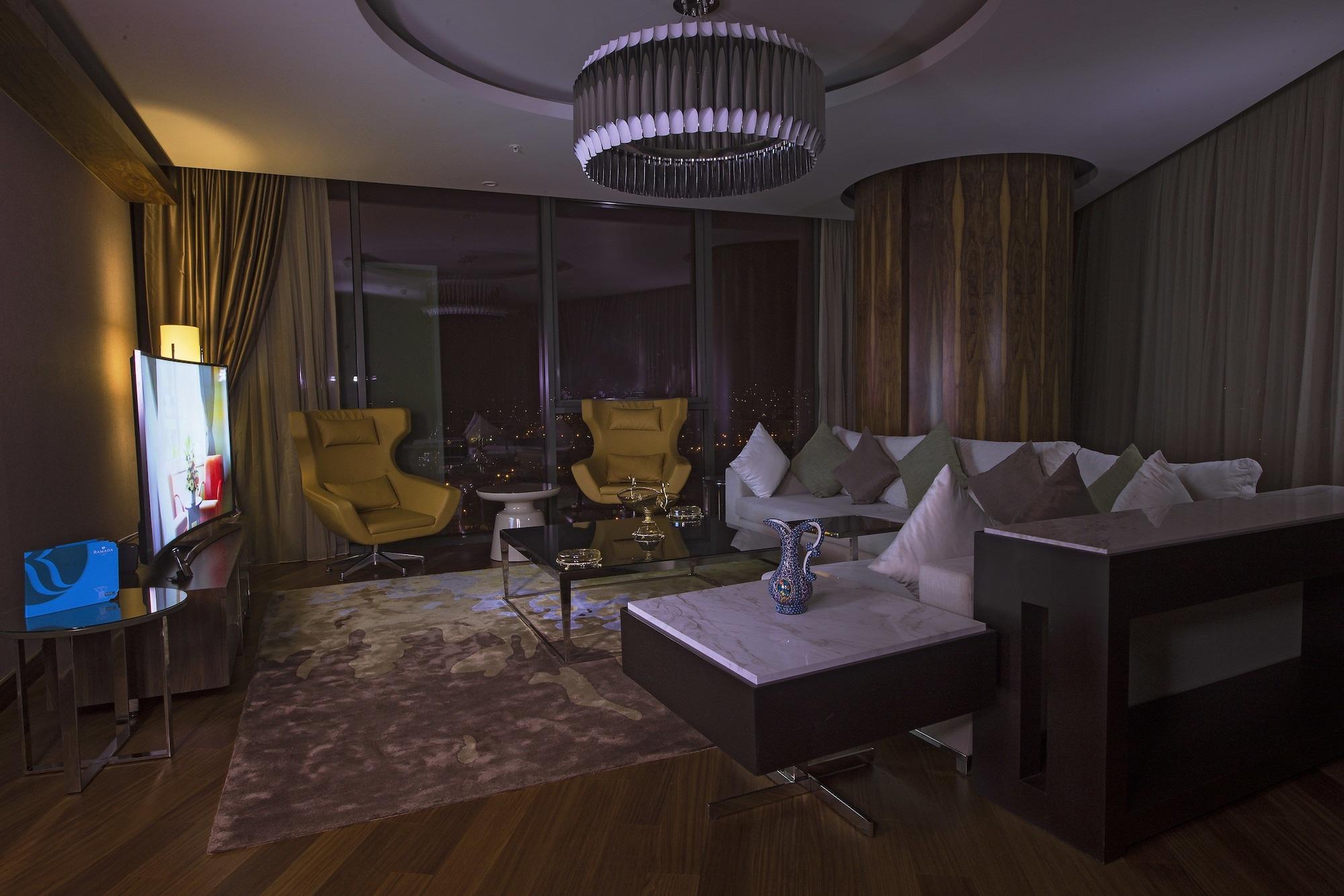 Hotel Ramada Plaza By Wyndham Konya Exteriér fotografie